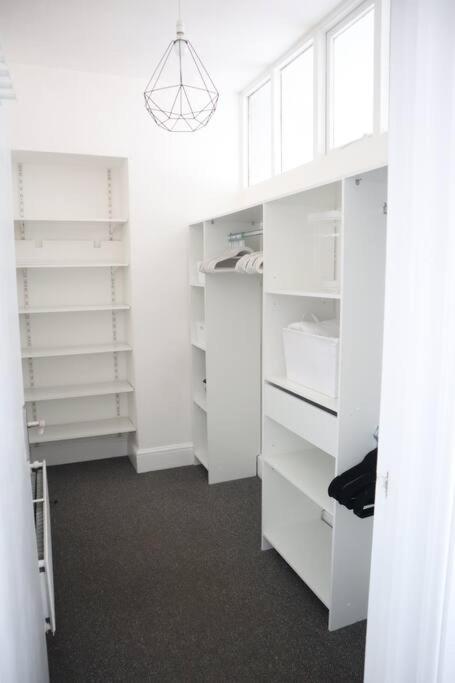 Spacious 1 Bedroom Apartment Leicester Exterior foto